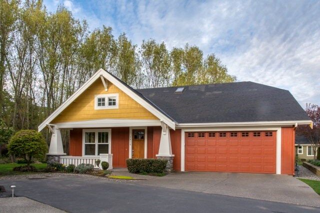 Property Photo:  1018 SE Creekside Dr  WA 99324 