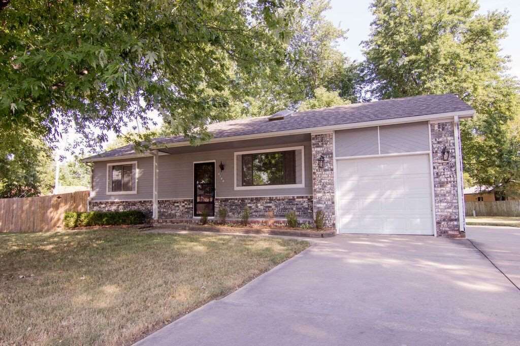 Property Photo:  4144 S Laura  KS 67216 