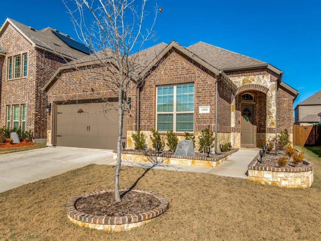 Photo de la propriété:  11001 Blaze Street  TX 76227 