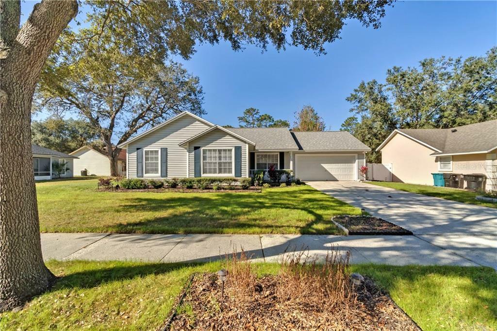 Property Photo:  5126 Clarion Oaks Drive  FL 32808 