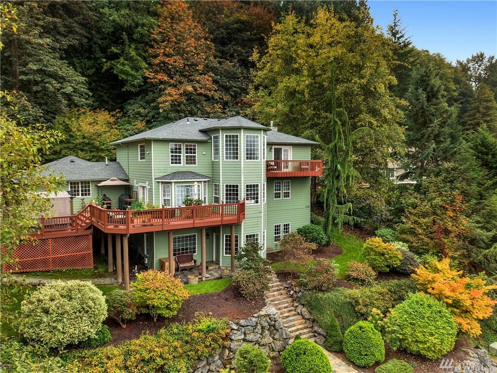 Property Photo: 4700 Monte Vista Place WA 98273