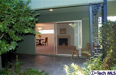 Property Photo:  1209 S Orange Grove Boulevard  CA 91105 