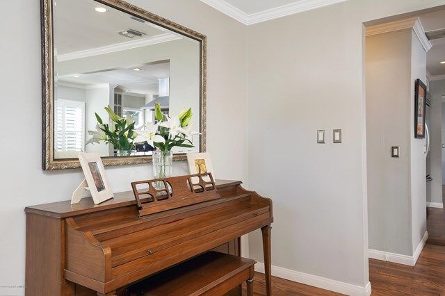 Property Photo:  4384 Bel Air Dr Drive  CA 91011 