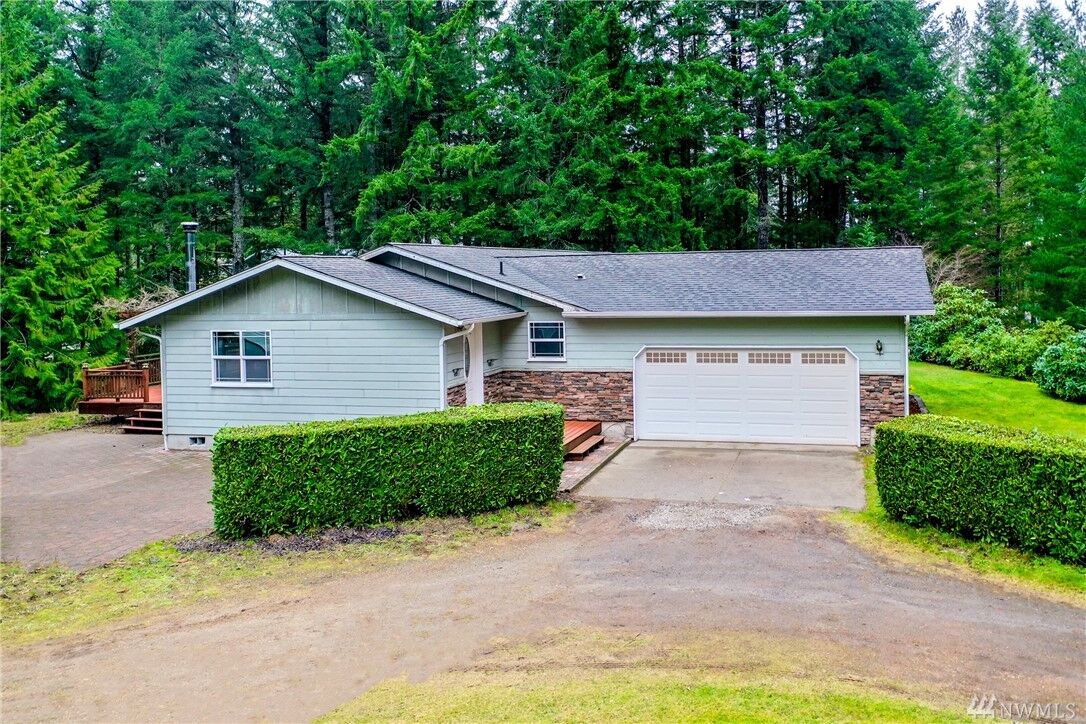 Property Photo: 7682 Sidney Rd SW WA 98367