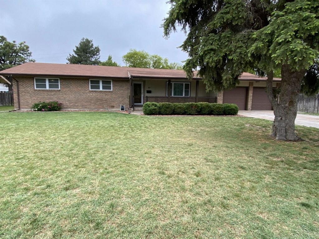 Property Photo:  807 North Anderson Street  KS 67846 