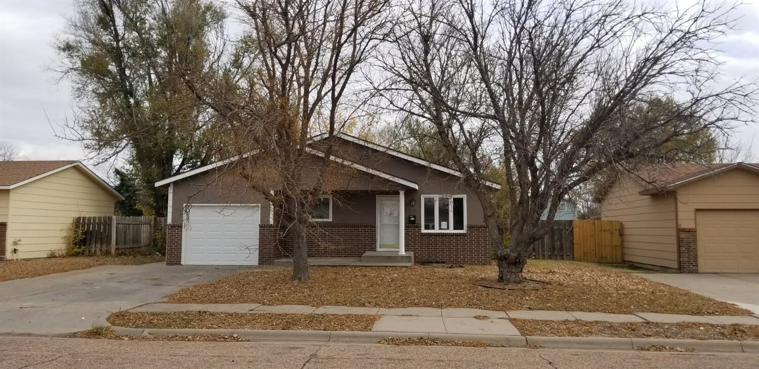 2320 North 6th Street  Garden City KS 67846 photo