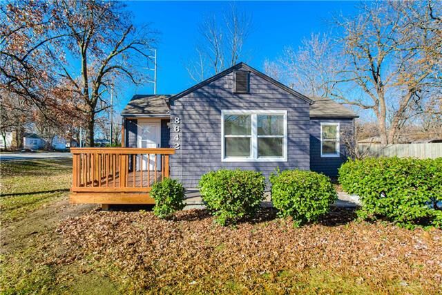 Property Photo:  8642 Melrose Street  KS 66214 