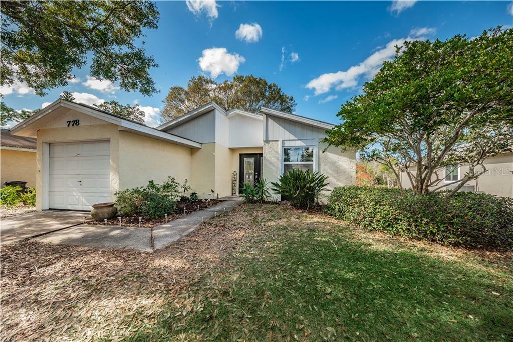 Property Photo: 778 Arthurs Court FL 34689