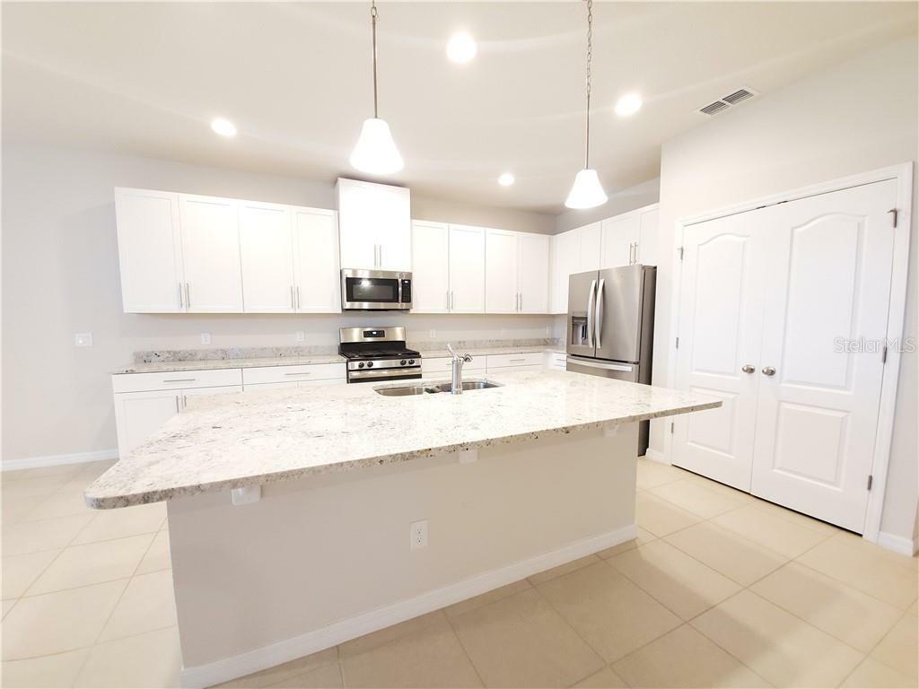 Property Photo:  4307 Tigris Drive  FL 32712 