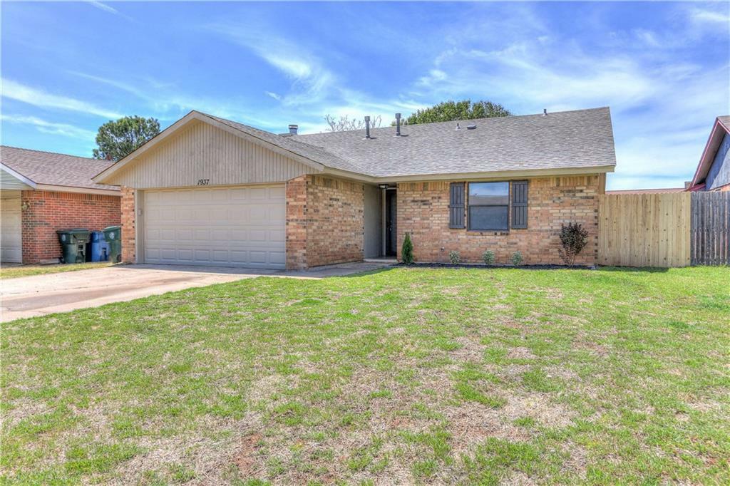 Property Photo: 1937 Eastridge Drive OK 73141