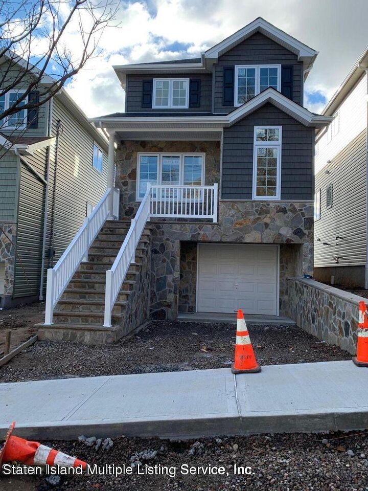 26 Scribner Avenue  Staten Island NY 10301 photo