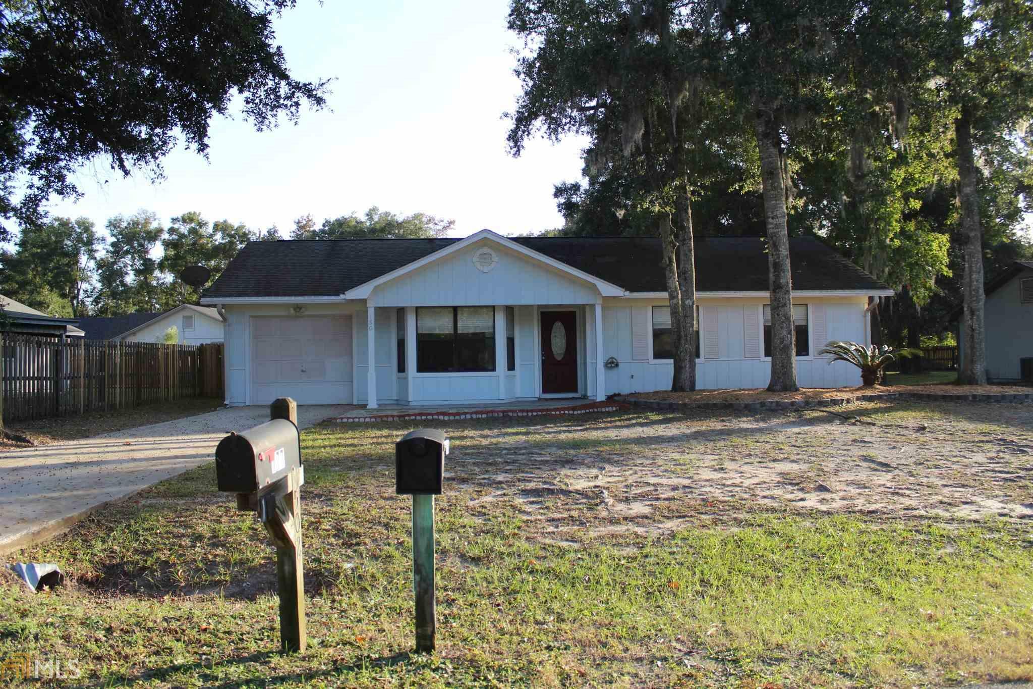 Property Photo:  180 Dogwood Cir  GA 31558 