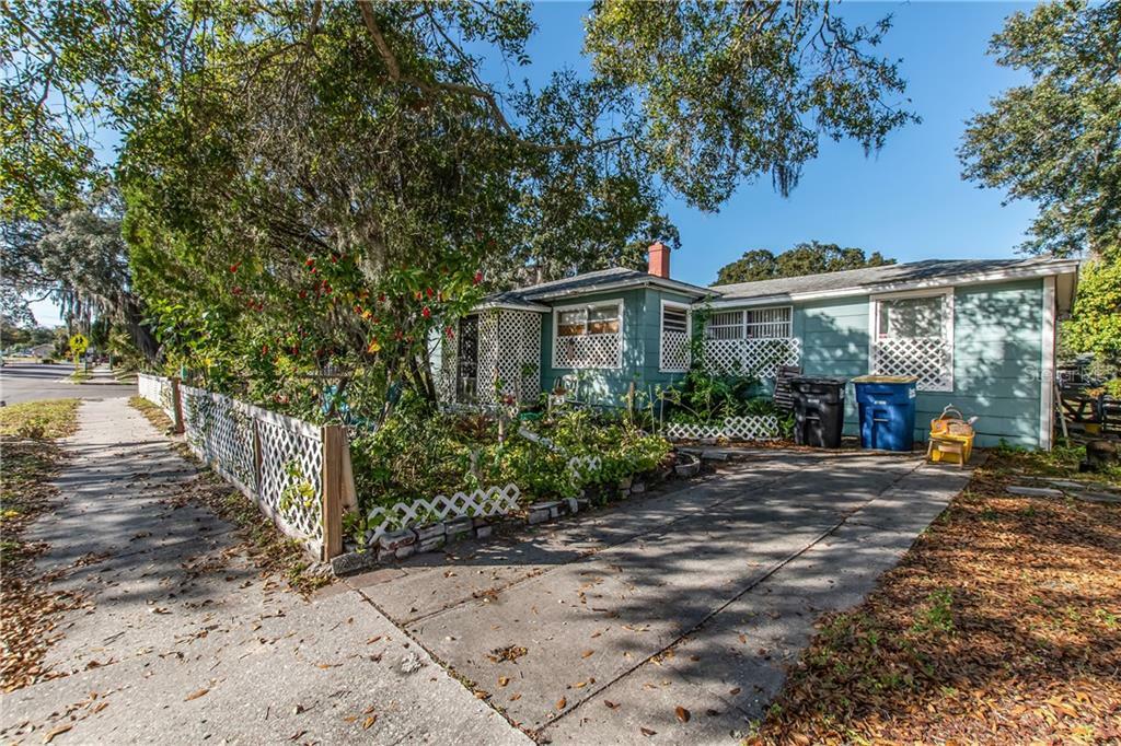 Property Photo:  1120 Fairmont Street  FL 33755 