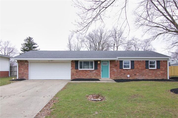 8914 East 16th Place  Indianapolis IN 46219 photo