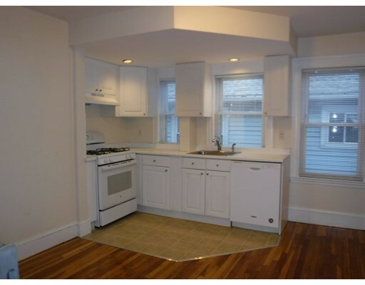 Property Photo:  124 Nichols Avenue 2  MA 02472 