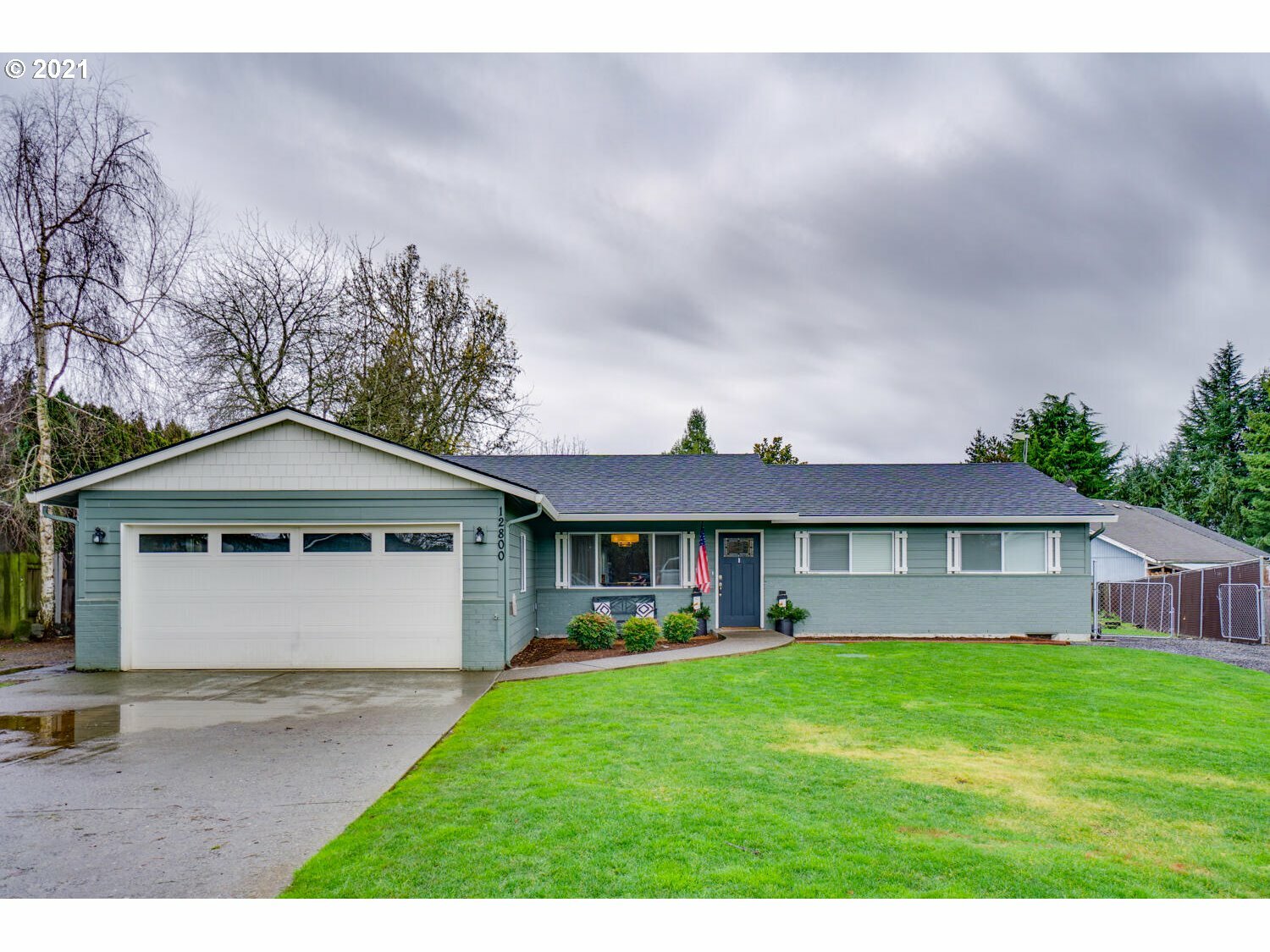 Property Photo:  12800 NW 44th Ave  WA 98685 