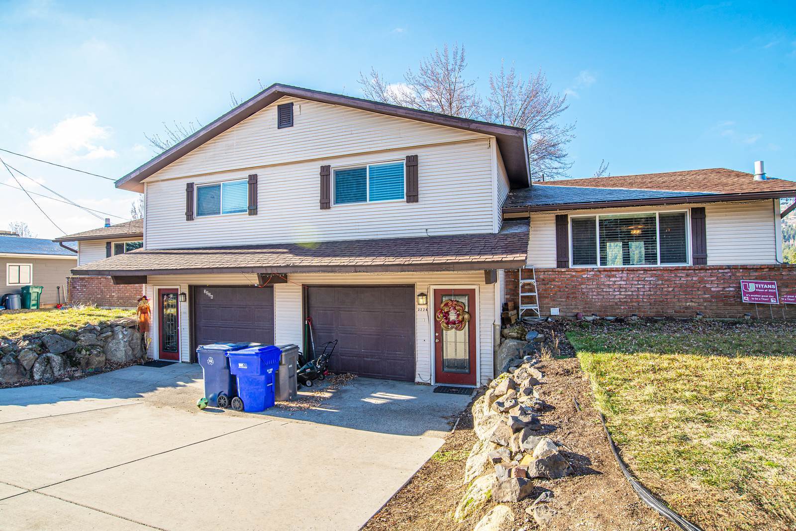 Property Photo: 3224 S Raymond Cir WA 99206