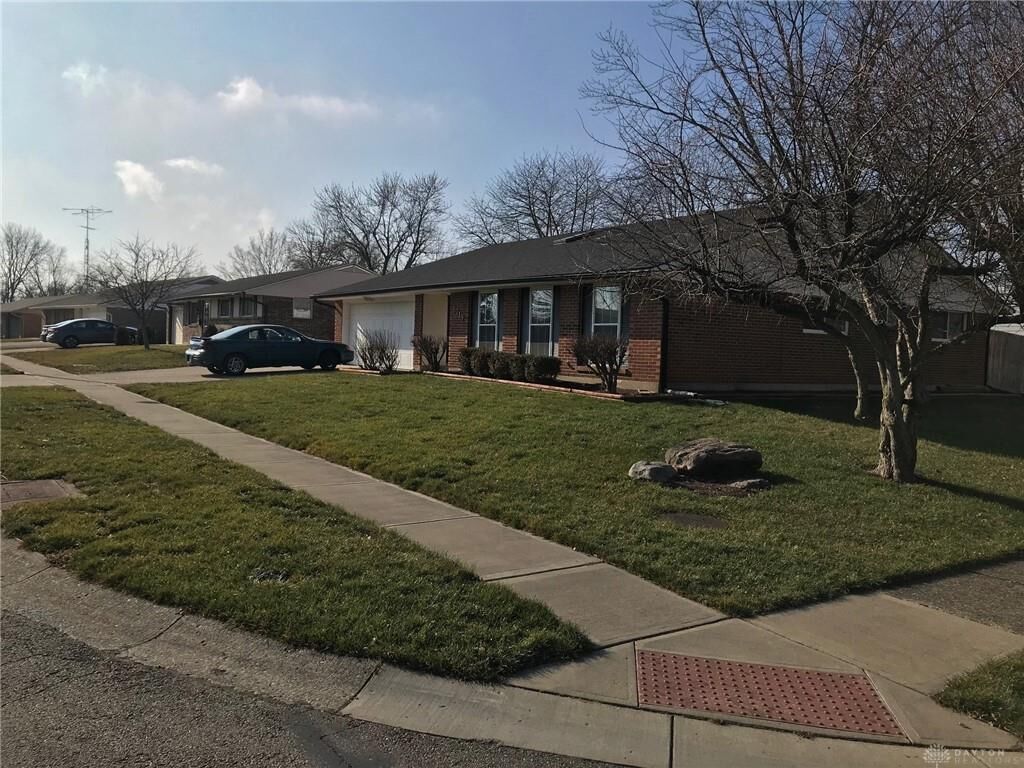 Property Photo: 6719 Dial Drive OH 45424