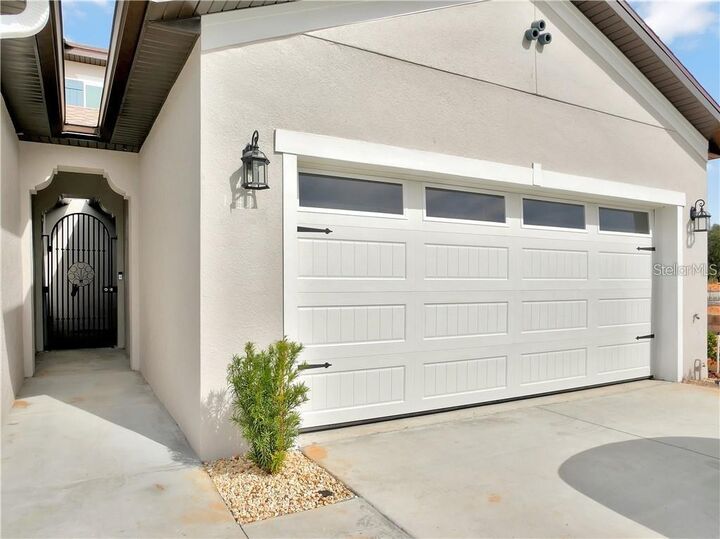 Property Photo:  8536 Magnificent Lane  FL 34736 
