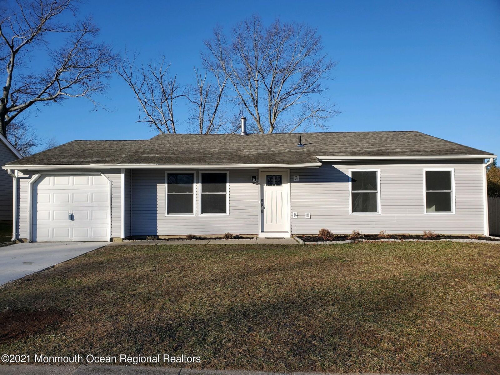 Property Photo:  3 Sloop Court  NJ 08005 