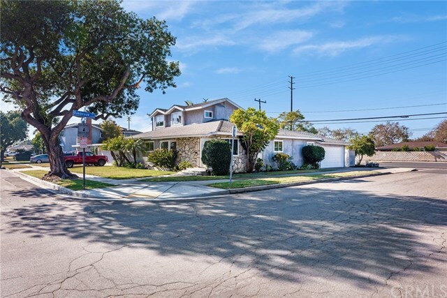 Property Photo: 2731 Senasac Avenue CA 90815