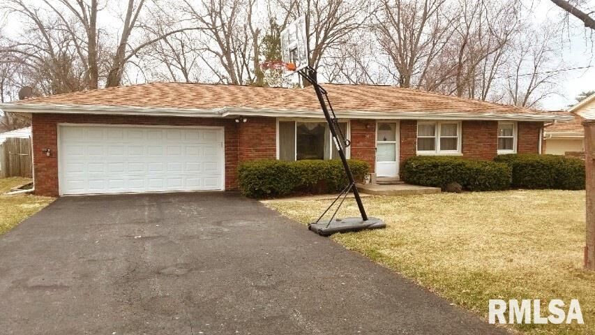 Property Photo: 307 N Lakeshore IL 61536