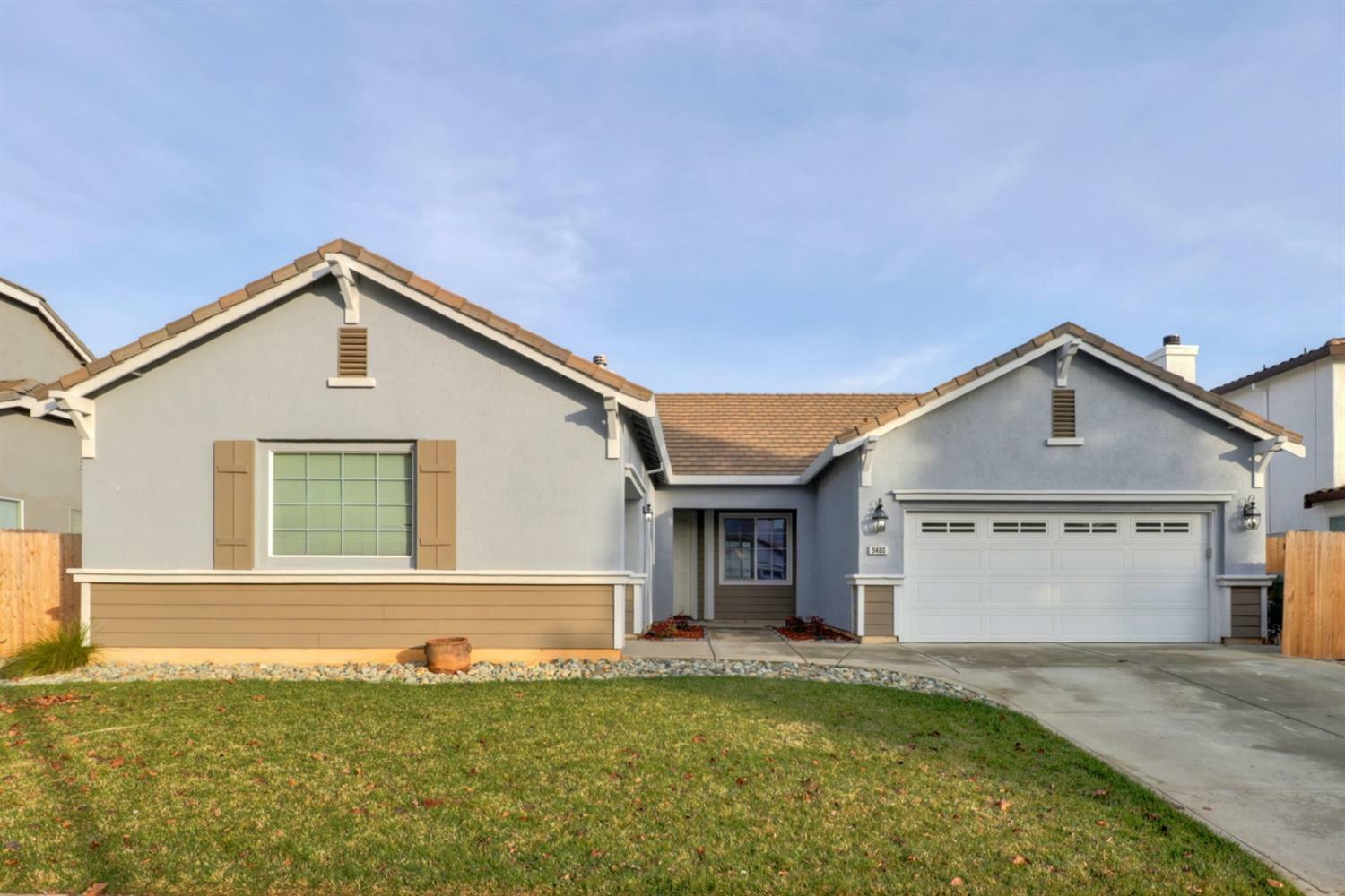 9480 White Horse Way  Elk Grove CA 95624 photo