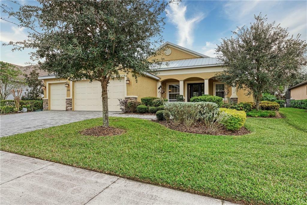 Property Photo:  520 Honeyflower Loop  FL 34212 