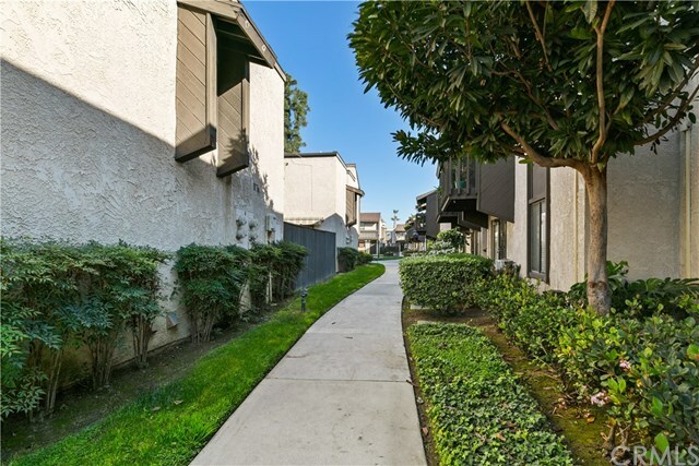 Property Photo:  17628 Alburtis Avenue 39  CA 90701 