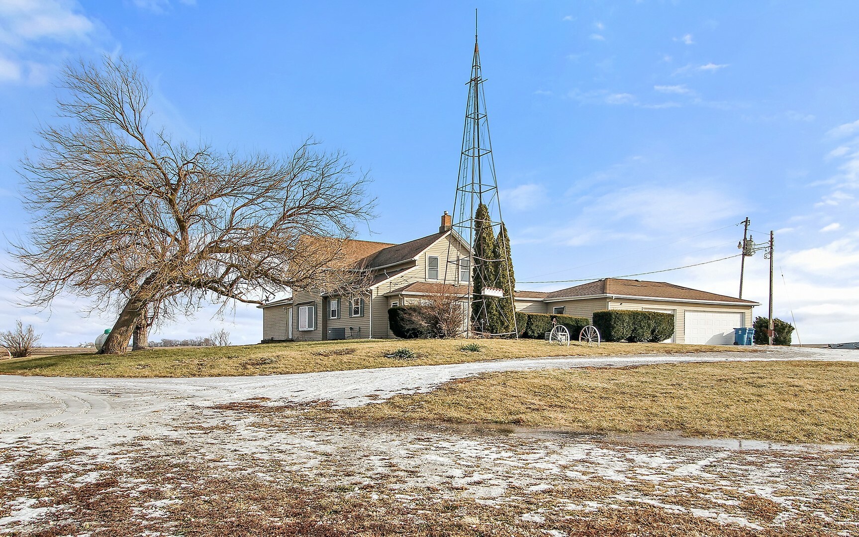 Property Photo:  2721 N 3000 East Road  IL 60931 