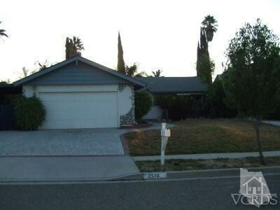 Property Photo:  2576 Hawk Street  CA 93065 