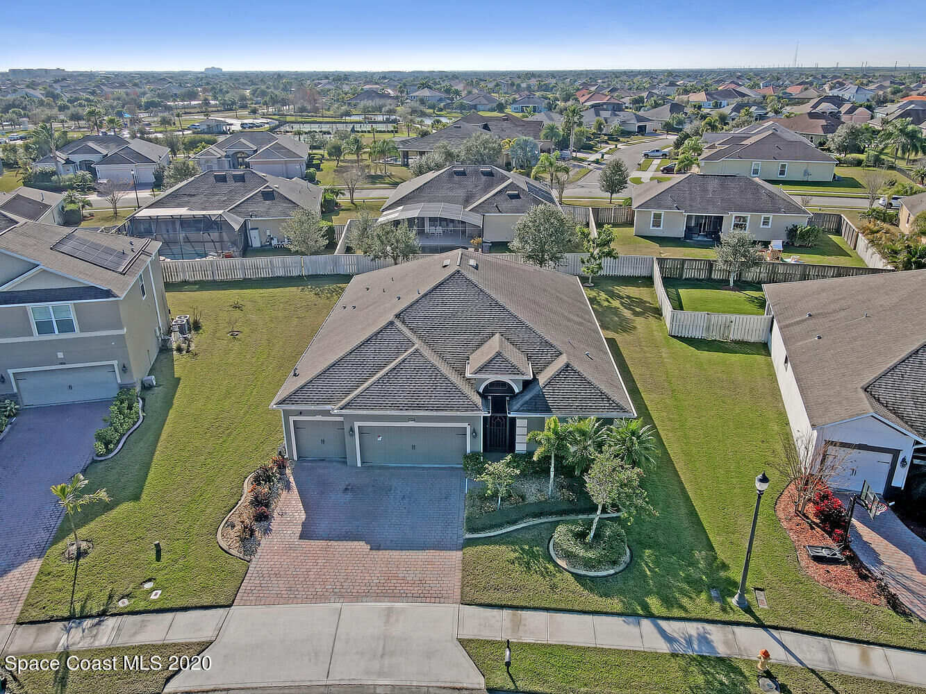 Property Photo: 6092 Goleta Circle FL 32940