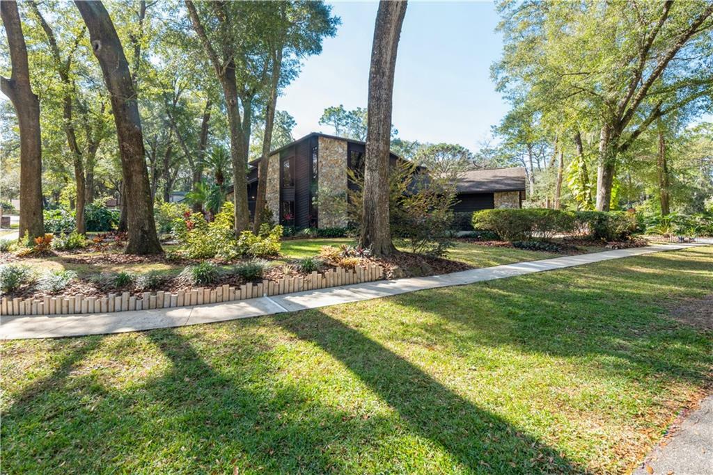 Property Photo:  472 Whispering Oak Lane  FL 32712 