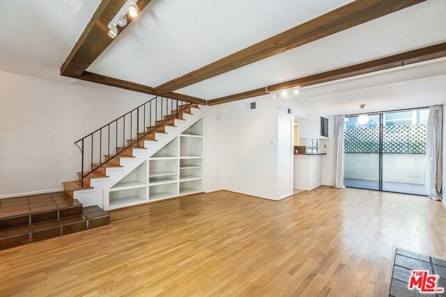 Property Photo: 1232 Stanford St 3 CA 90404