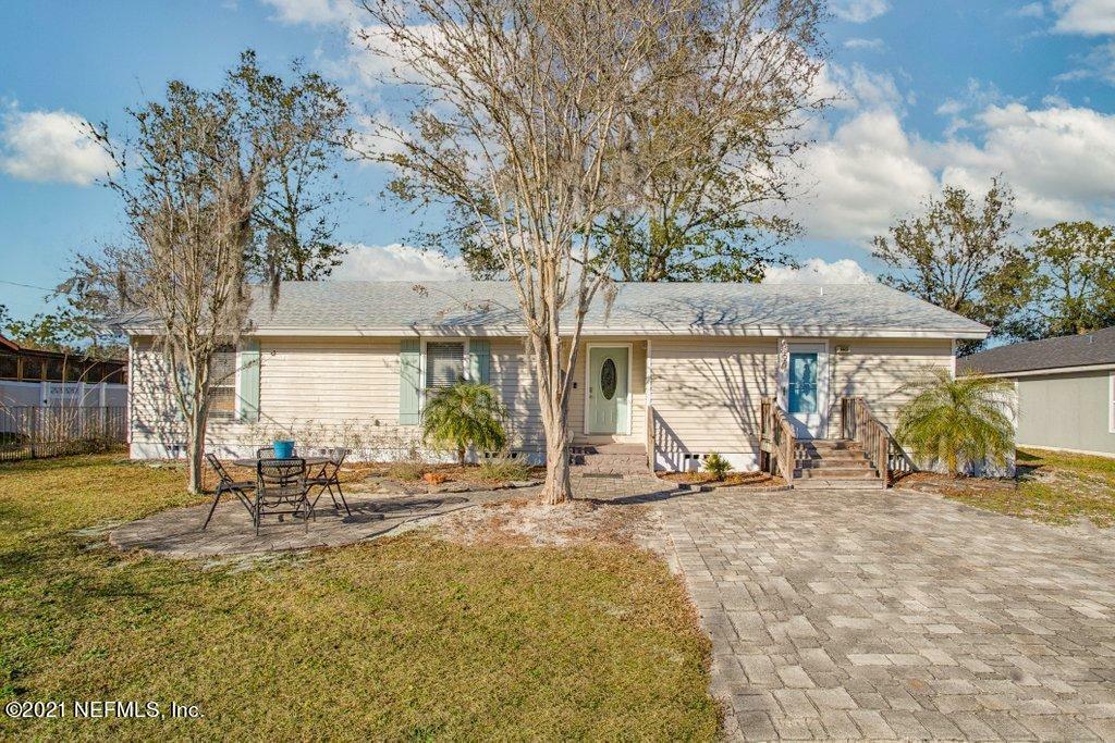 Property Photo:  12201 Cannes Street  FL 32224 