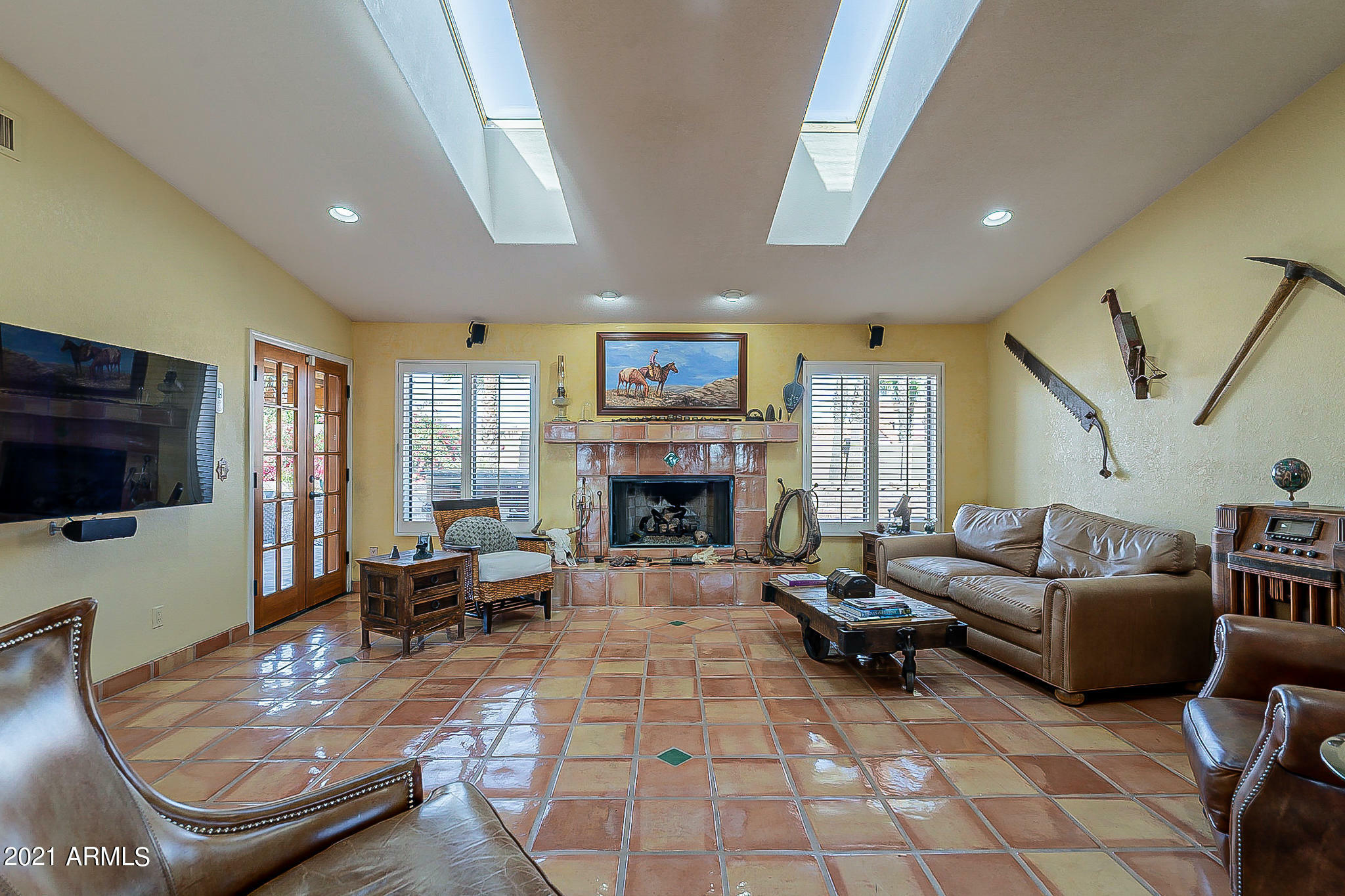 Property Photo: 15728 E Sycamore Drive AZ 85268
