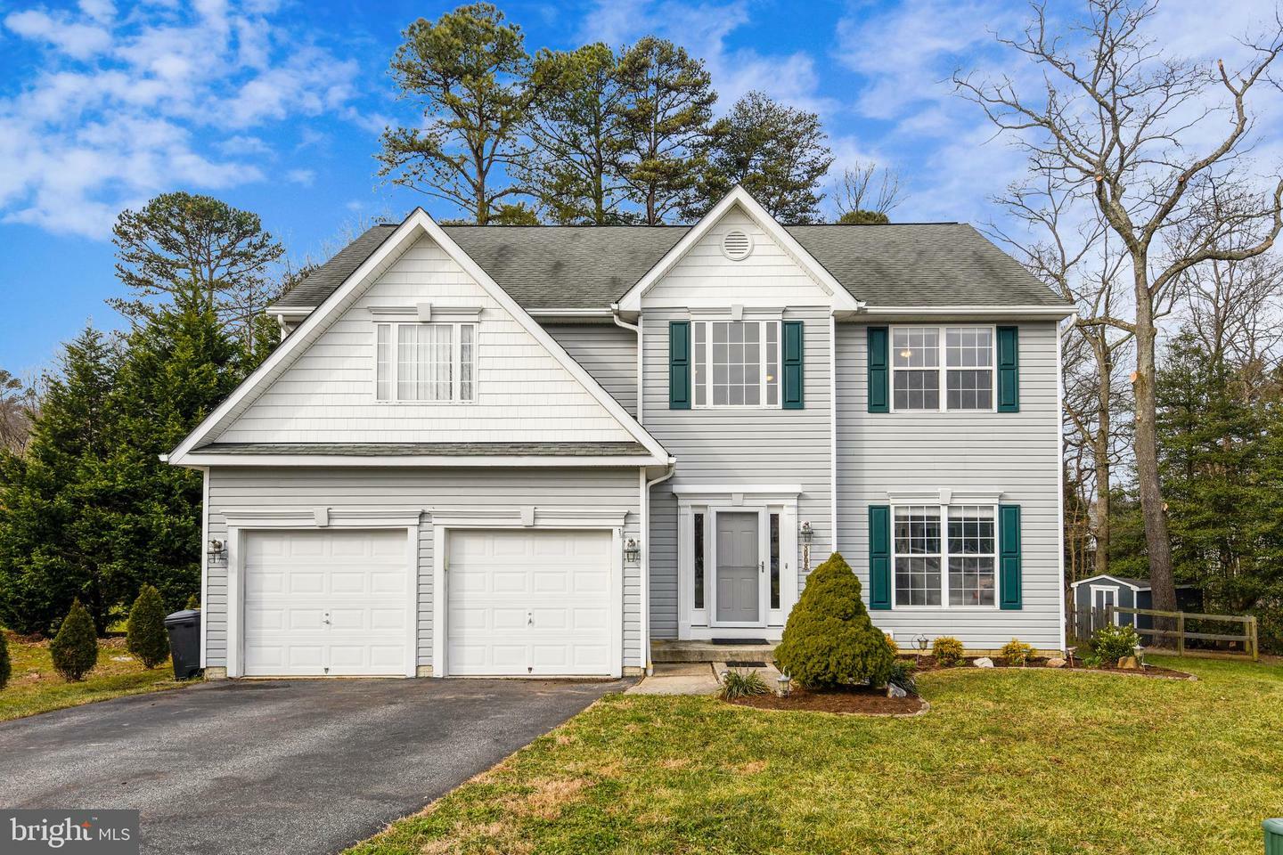 Property Photo:  8006 Hedgeway Court  MD 21061 