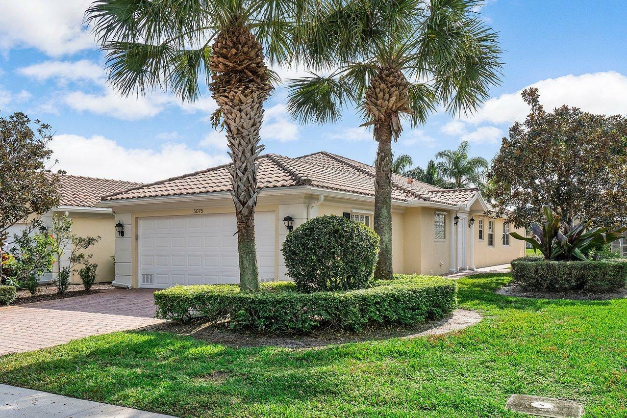 Property Photo:  5075 Magnolia Bay Circle  FL 33418 