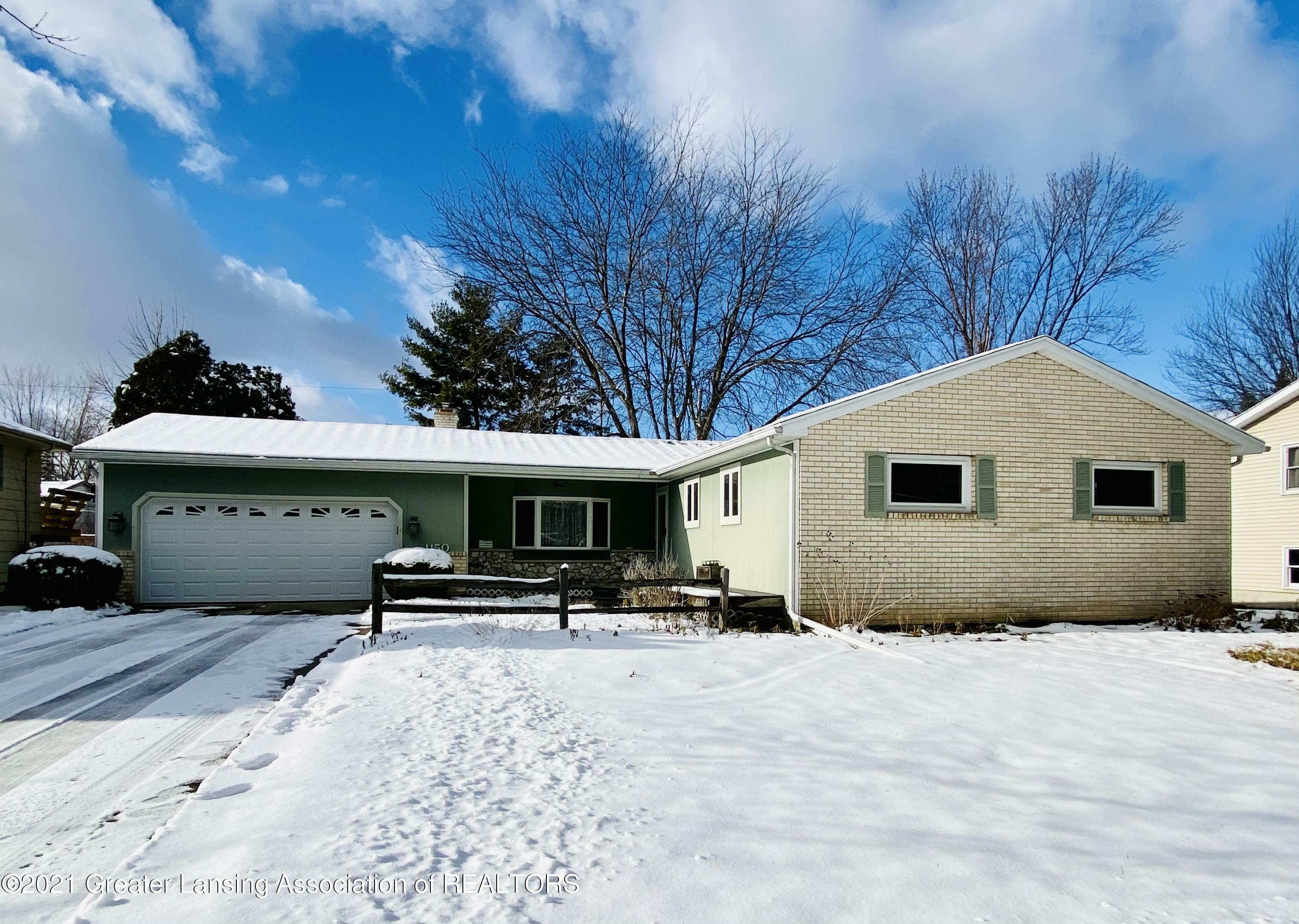 Property Photo:  1150 Bennington Drive  MI 48917 