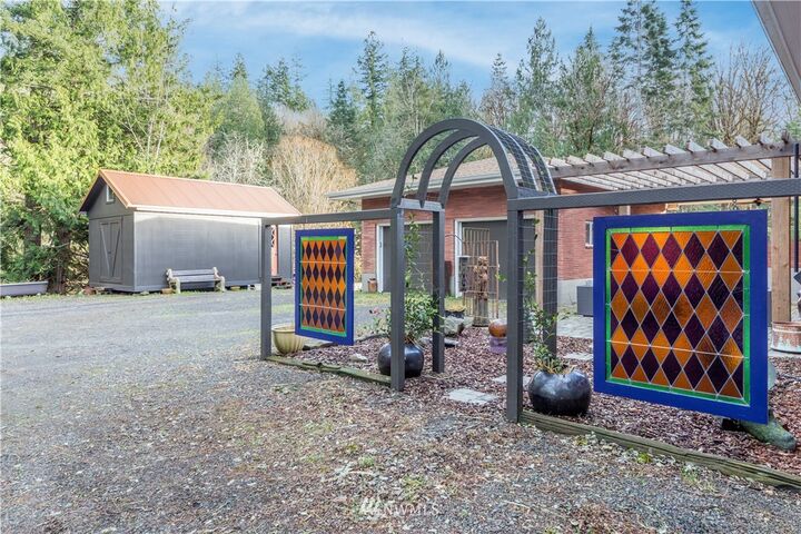 Property Photo: 292465 Highway 101 WA 98376