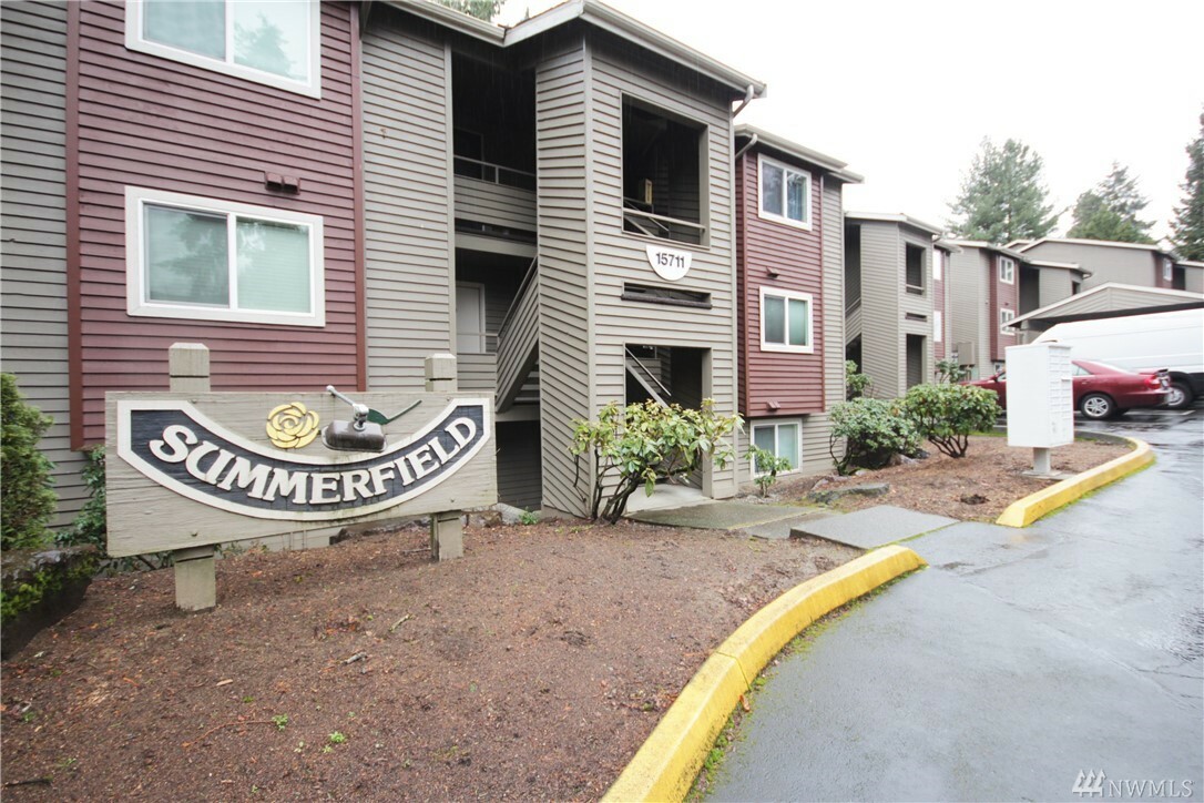 Property Photo:  15711 4th Ave S 23  WA 98148 