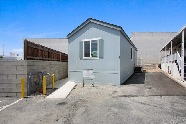 Property Photo:  2355 Lomita Boulevard 6  CA 90717 