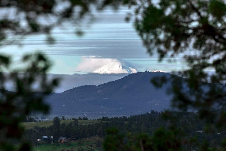 996 Abbott Mountain Way  Klamath Falls OR 97601 photo