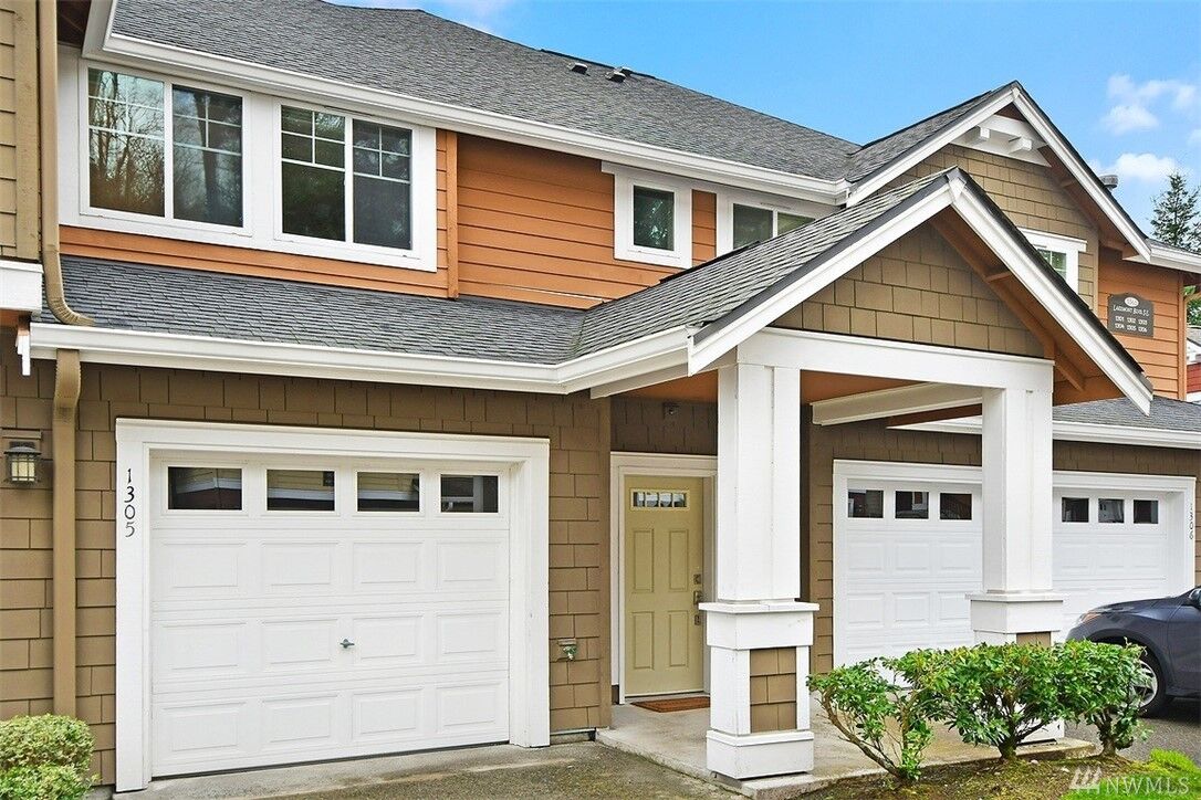 Home for sale in Bellevue 5563 Lakemont Blvd SE 1305, Bellevue, WA 98006