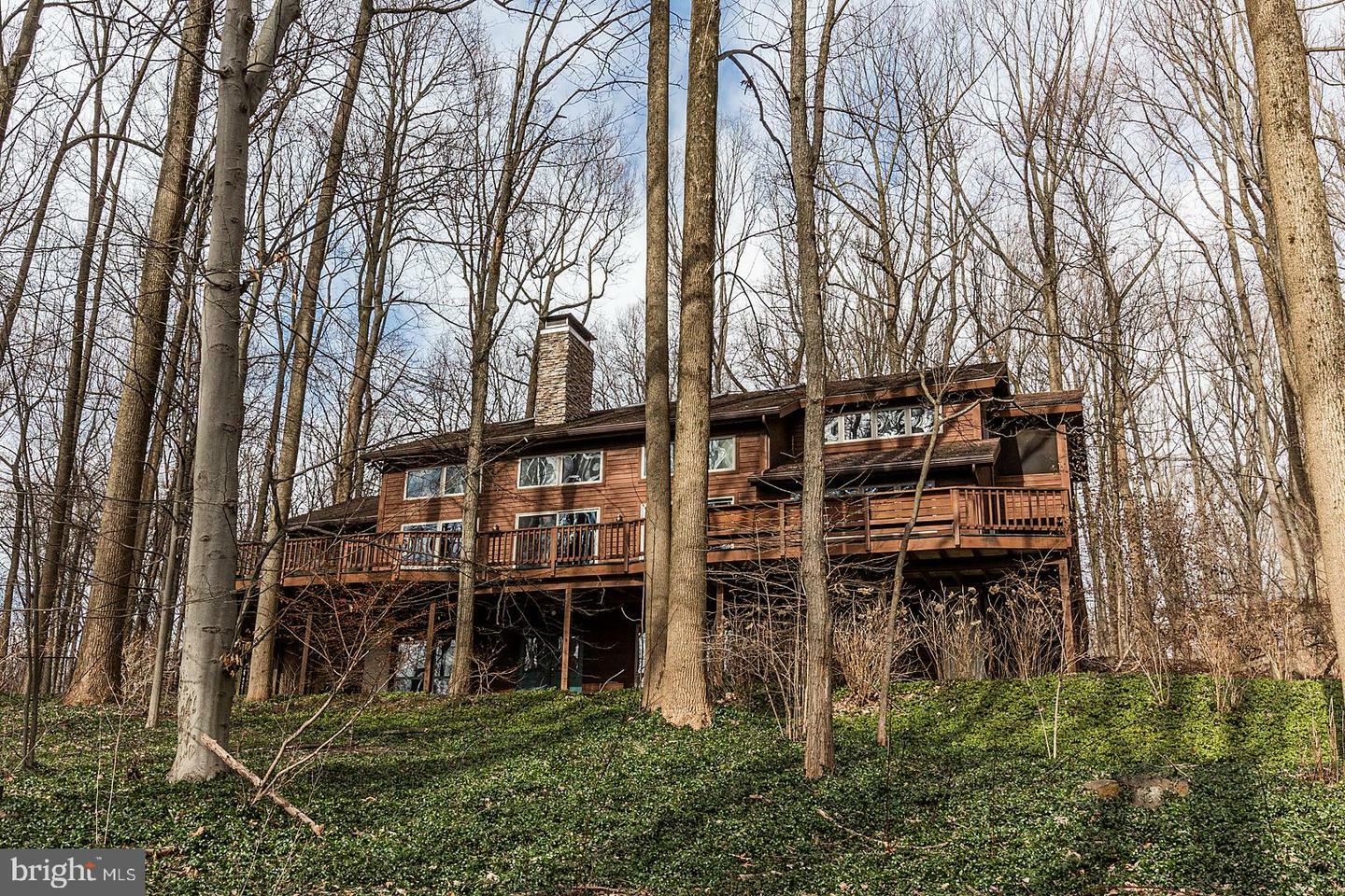 Property Photo: 1305 Douglas Fir Cove PA 17042