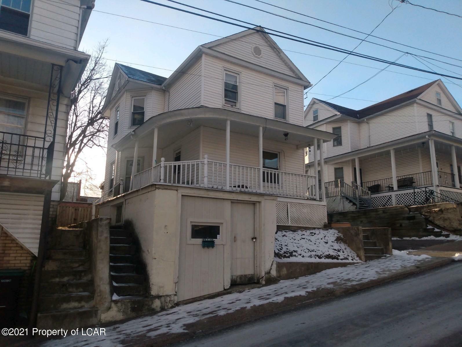 Property Photo:  23 Franklin Street  PA 18651 