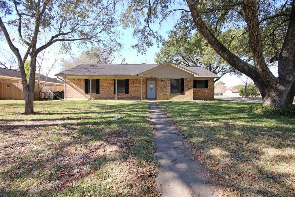 Property Photo:  2902 Neches River Drive  TX 77584 