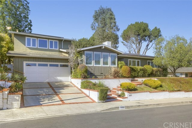 Property Photo:  5801 Rolling Road  CA 91367 