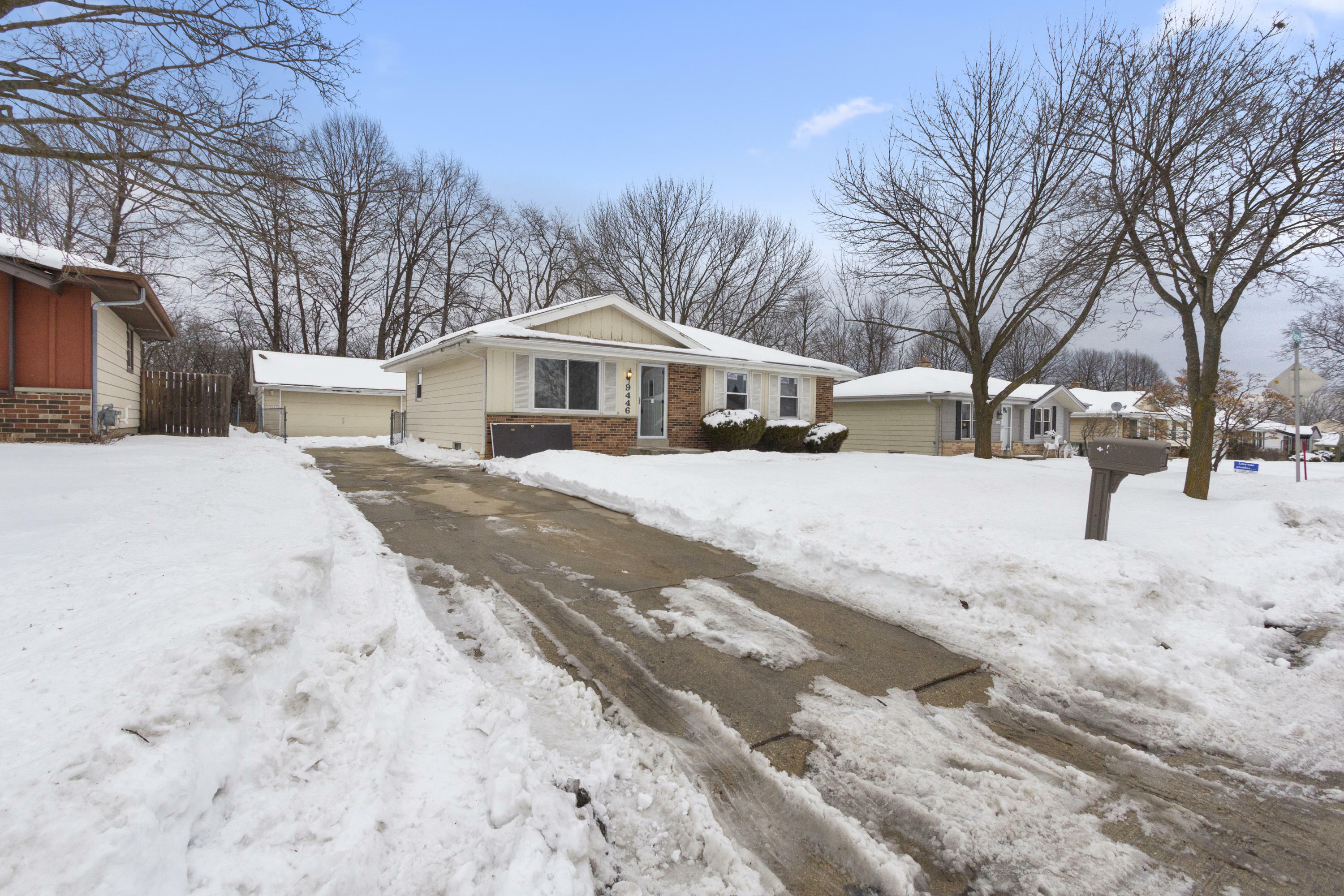 Property Photo:  9446 W Darnell Ave  WI 53224 