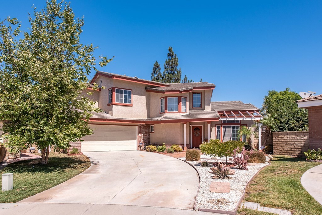 Property Photo:  977 Meadowlark Drive  CA 93015 